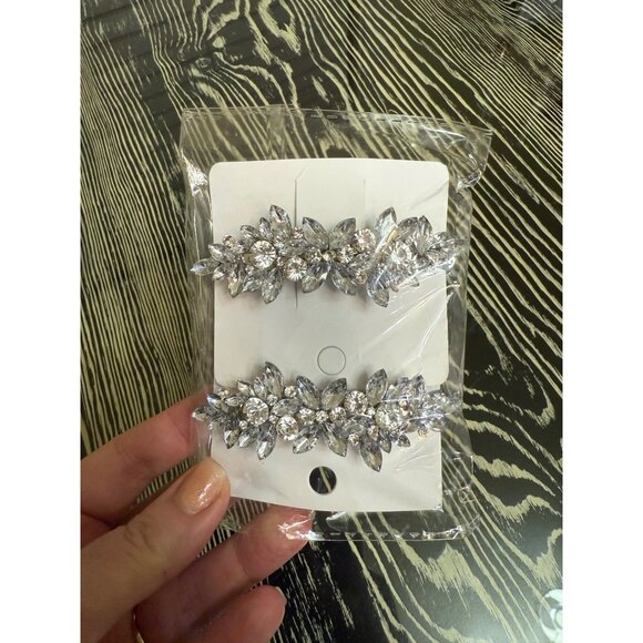 2 pc Elegant Crystal Bridal Hair Clip Shrapnel Glittery Leaf Design Suitable new - Picture 9 of 12